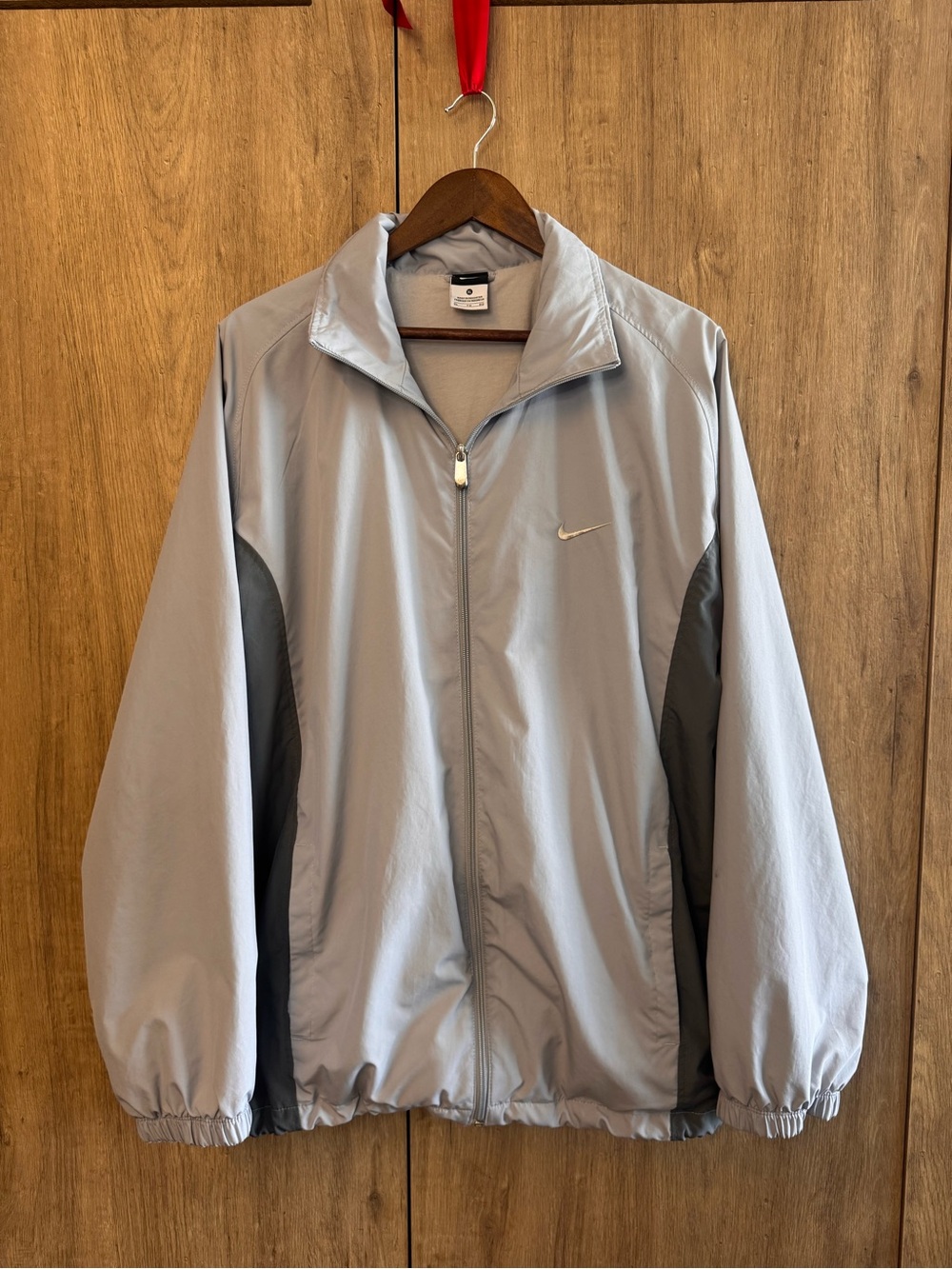 Nike Men’s Windbreaker Techwear Streetwear Light Gray Long Sleeve Zip Up XL